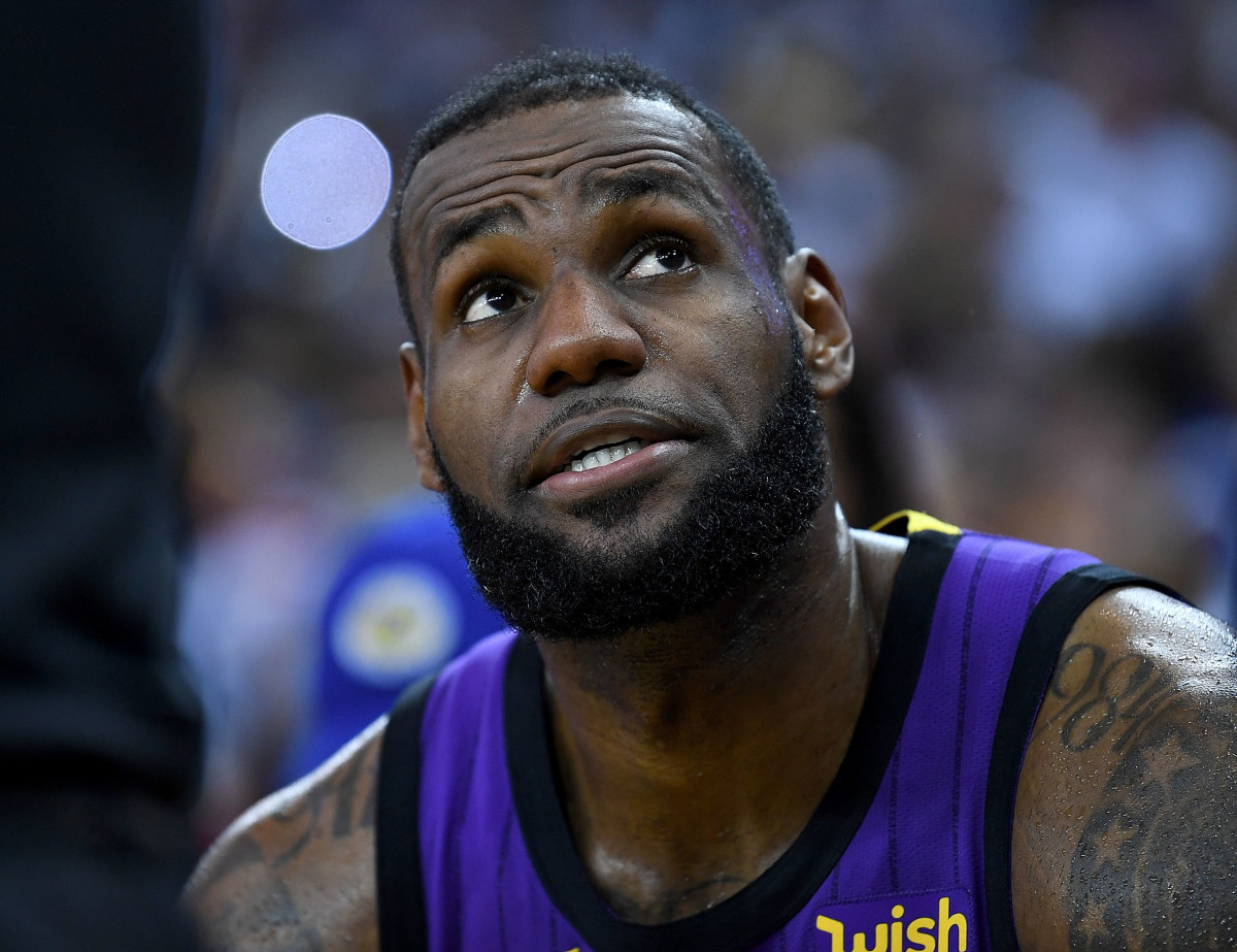 lebron_james_lakers_midseason_awards_.jpg